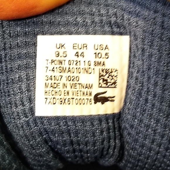 Lacoste - Picture 6 of 6